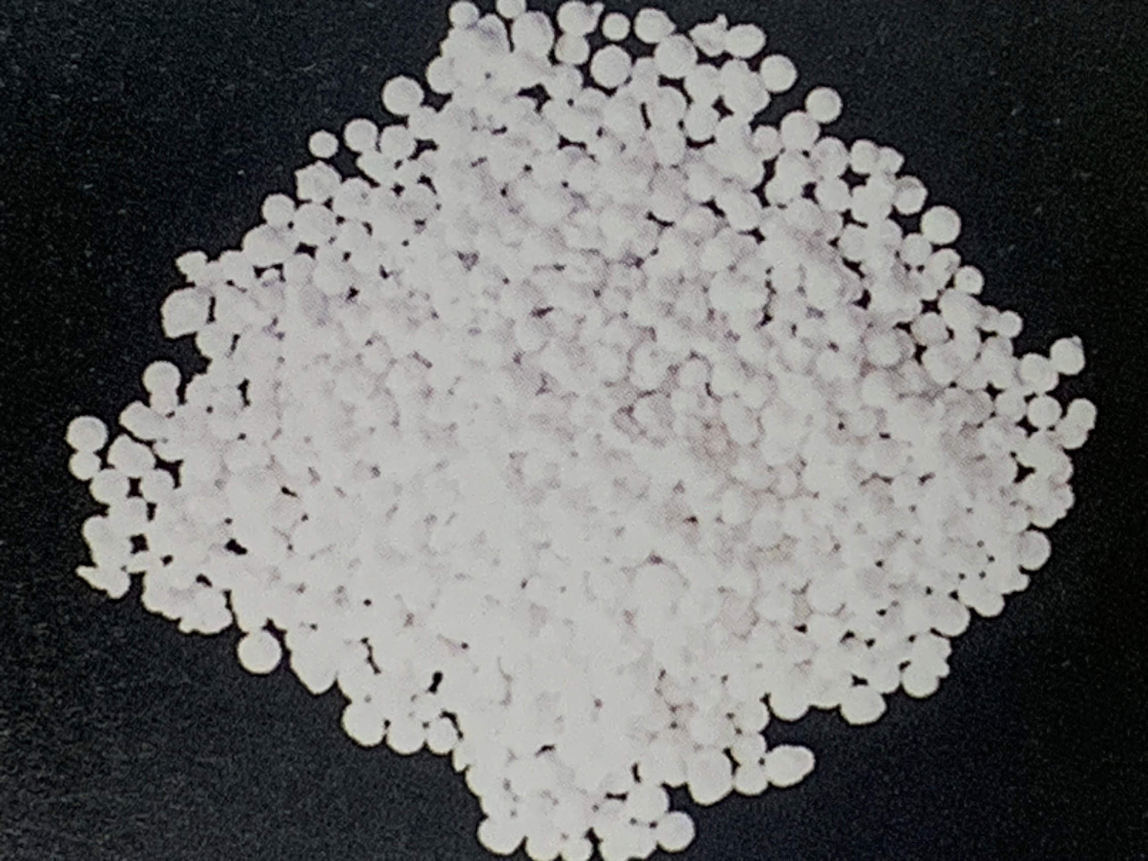 塩化カルシウム粒状タイプの拡大写真